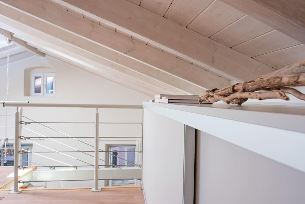 Newly Renovated 1730'S Venetian Loft Apartment Corfu  Bagian luar foto