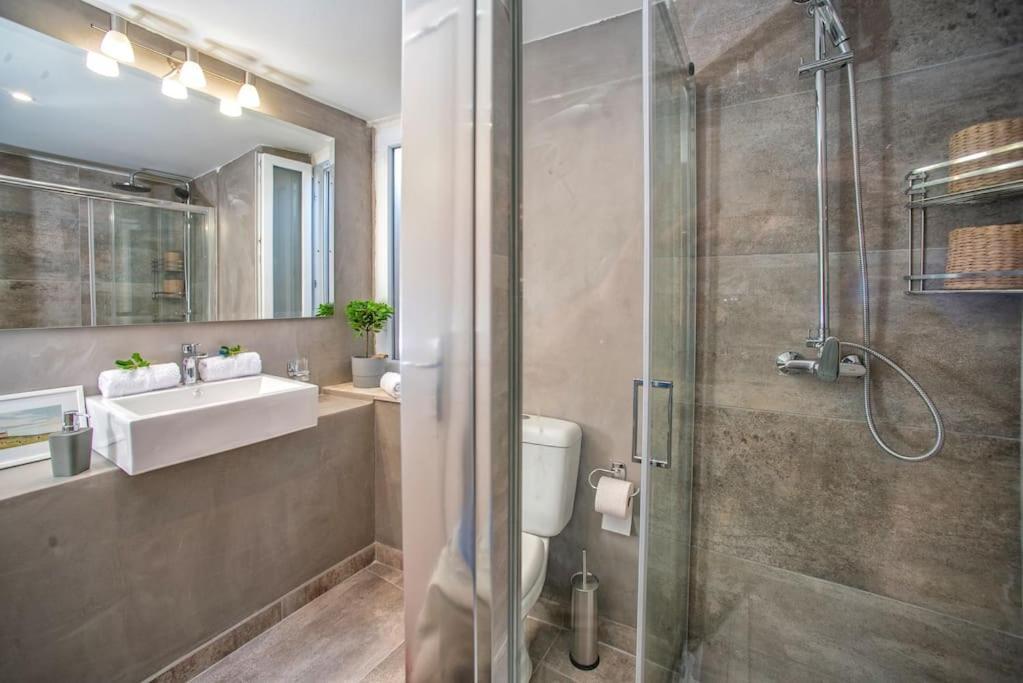 Newly Renovated 1730'S Venetian Loft Apartment Corfu  Bagian luar foto